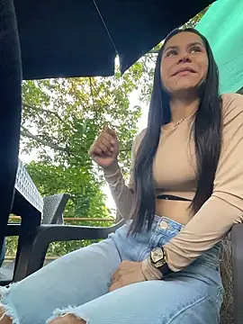 dominantandsubmissiveshow (G young) - Strap on + naked + big squirts