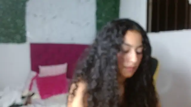 emily_stars1 webcam stripchat model stream image