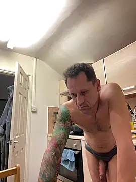 Yourhotboy_42 webcam