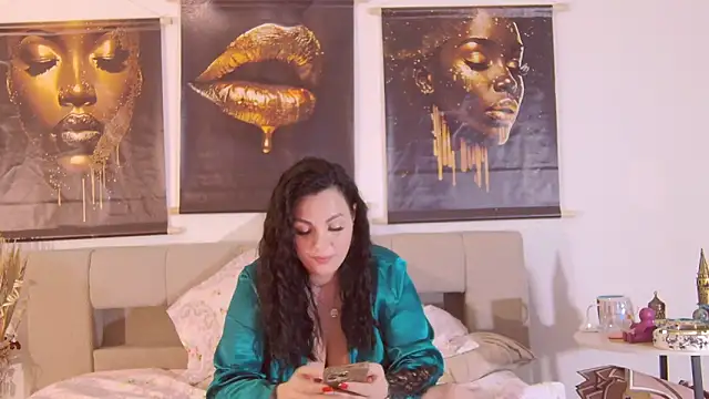 reiyarey - ReiyaRey's free webcam - UK Sex Cams