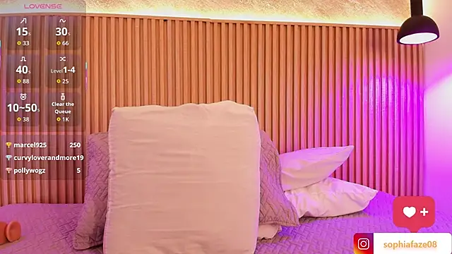 big_tits_in_your_face webcam