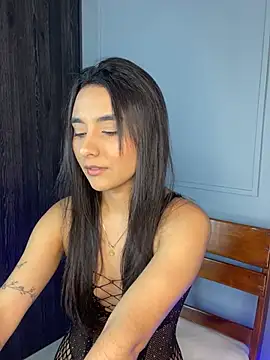 Webcam Model (Zafira_Montiel)  is live.Free join now!