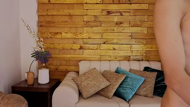 prettyboyy_13 webcam