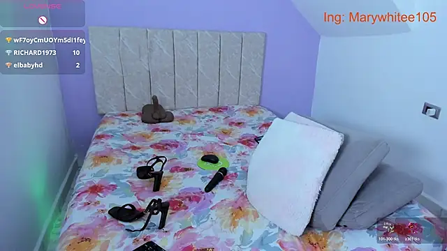 marywhitee__ webcam