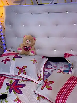 Webcam Model (Ashly_cutee)  is live.Free join now!