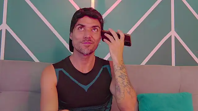 Adam_MillanFF webcam