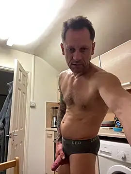 Yourhotboy_42 webcam