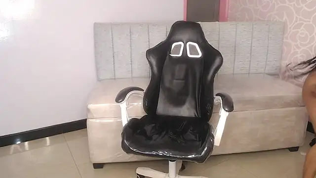 Scarlett_fox_ch webcam