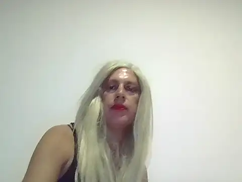 lorenacrossdreser webcam