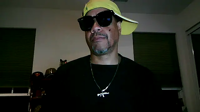 pimpdaddy4ever webcam