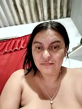 Horny-Mommy-Dirty webcam