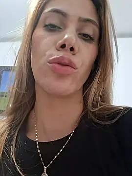 Elianasuarezz webcam