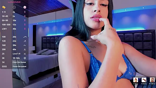 Violet_Anders webcam