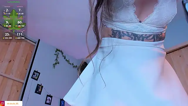 VickyJackson_ webcam