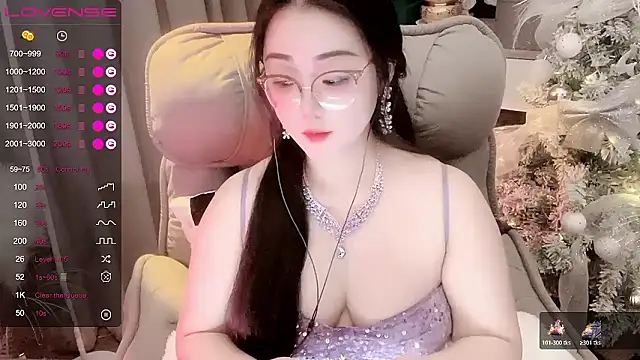 Monica-666888- webcam