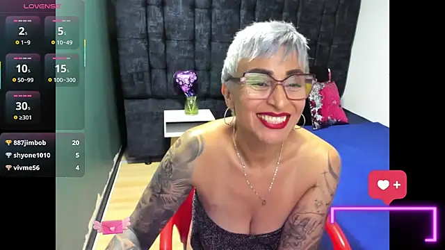 Charlotte__Gray webcam