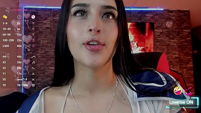 Charlotte_greys webcam