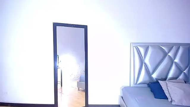 exotic_karmella webcam