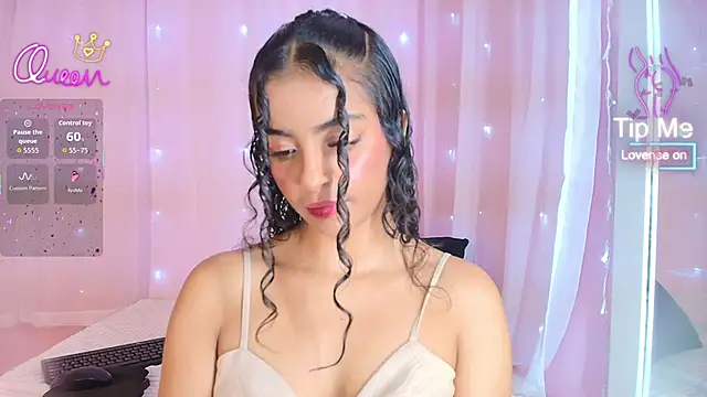 SunnyGilmoree webcam