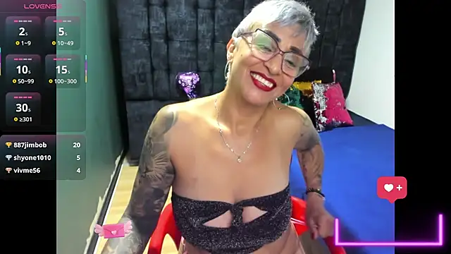 Charlotte__Gray webcam