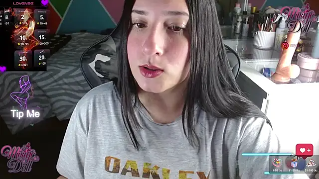 Mysticdooll69 webcam