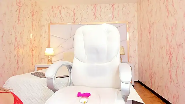 Emily_Whinfre webcam