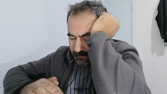 big_snakee (Ask my age) - Does anyone want sperm? :wanker: