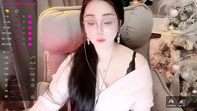 Monica-666888- webcam