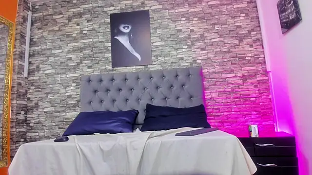 vickyjohnson1 - VickyJohnson1's free webcam - UK Sex Cams