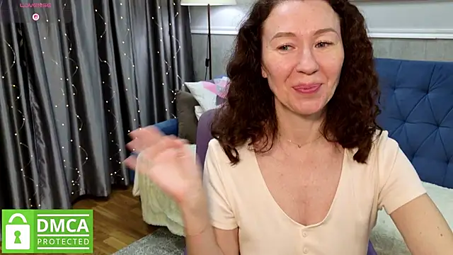 myrtlegirl_5 (F milf) - Unzip the dress completely.