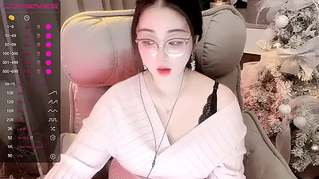 Monica-666888- webcam