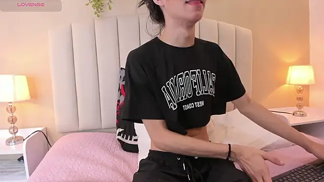 Mia_thompson_19 webcam