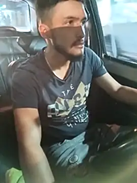 mosmar_20 (M young) - Mostrar mis pezones 😍