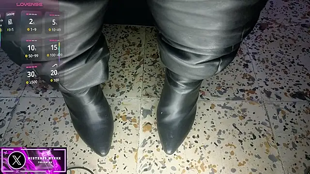 Misterss-Nyxxx webcam