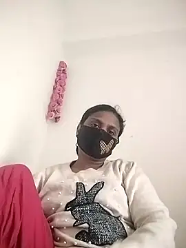 Webcam Model (Hot_Sweety02)  is live.Free join now!