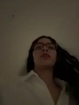 dani_bela (F young) - I masturbate in the bathroom