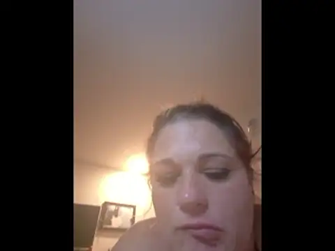 MrandMrs_Reigns webcam