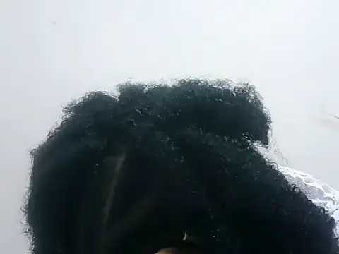 prettybeee webcam stripchat model stream image