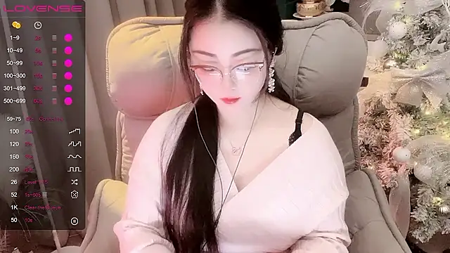 Monica-666888- webcam