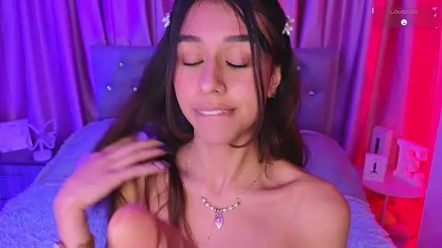 Emiily_Scott1 webcam