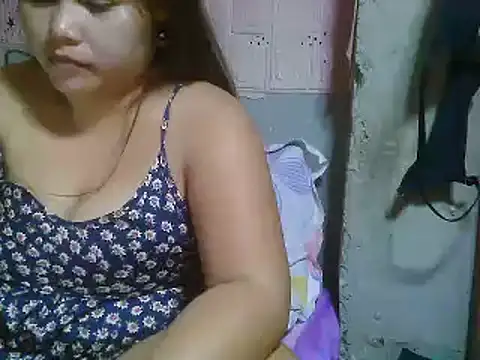 Creamsweetpussy28 webcam