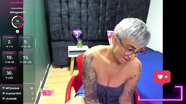 Charlotte__Gray webcam