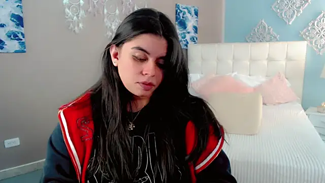 _Maddison_Ivanova_ webcam