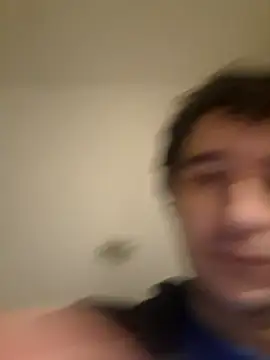 hugecock4u1990 webcam