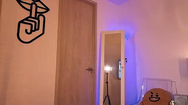 mandi4pole_ (F young) - SPANKS X11