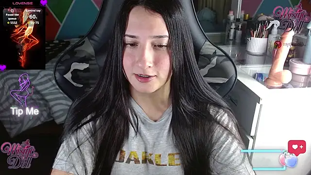 Mysticdooll69 webcam