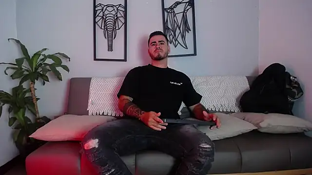 aronhilton (M young) - #beardy #big-balls #bisexuals #brunettes #cam2cam #cheapest-privates #chunky #cock-rating #colombian #cuckold #cumshot #dirty-talk #doggy-style #foot-fetish #handjob #hd #humiliation #jerk-off-instruction #kissing #massage #masturbation #new #power-top #precum #recordable-privates #recordable-publics #role-play #rubbing #sexting #small-audience #spanish-speaking #spanking #sph #striptease #top #white #young