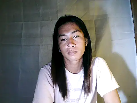 Asian_PrettyAle webcam