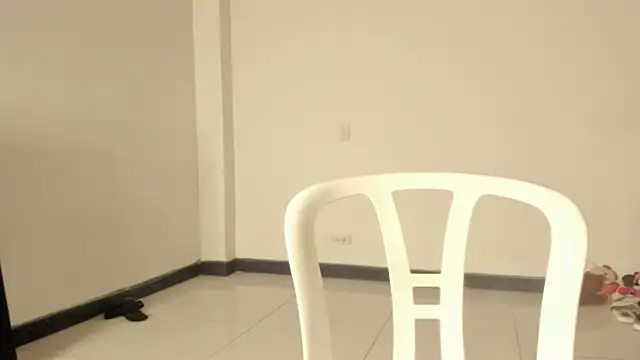 CAROLINNAGOMEZ webcam