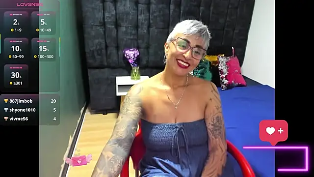 Charlotte__Gray webcam